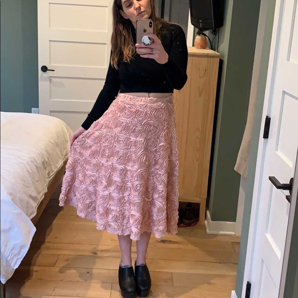 Stunning Anthropologie pink skirt roses wedding